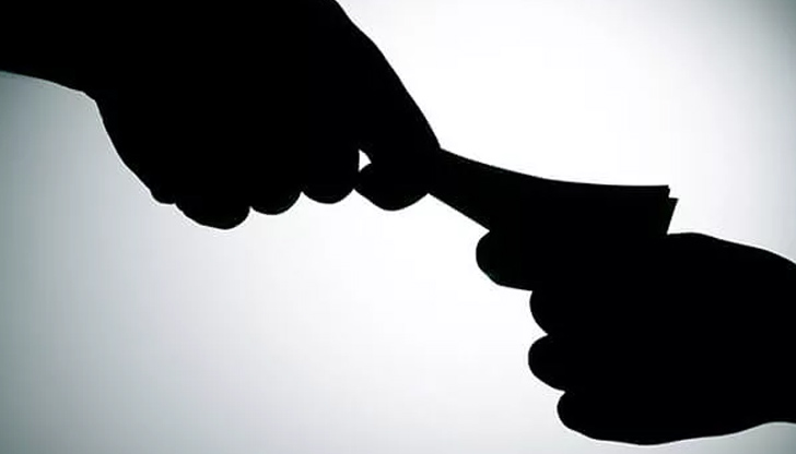 Подкупът е заради проверка на контрола над вноса на храни