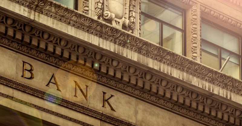 Президентът на Украйна Володимир Зеленски е утвърдил решение на Съвета