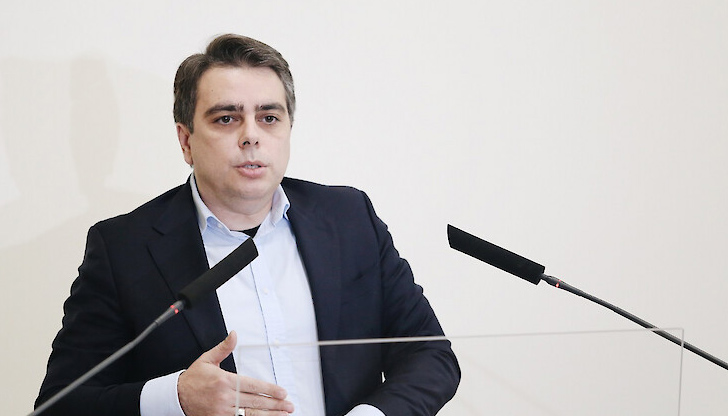 Не е нормално гражданите с колите да плащат 2/3 от