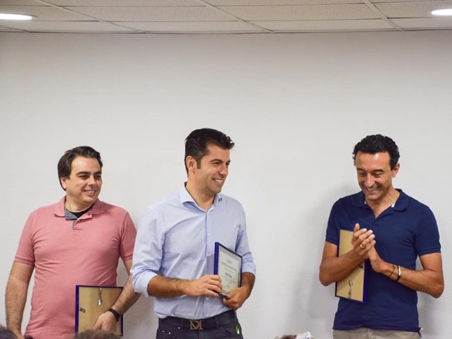 По първоначална информация обсъжданата тема е била УкрайнаИзпълнителното бюро на