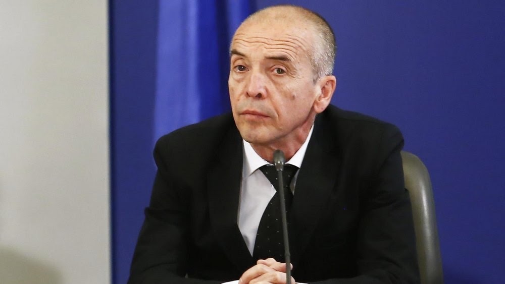 Малкият пациент е бил приет с повишена температура в болницата