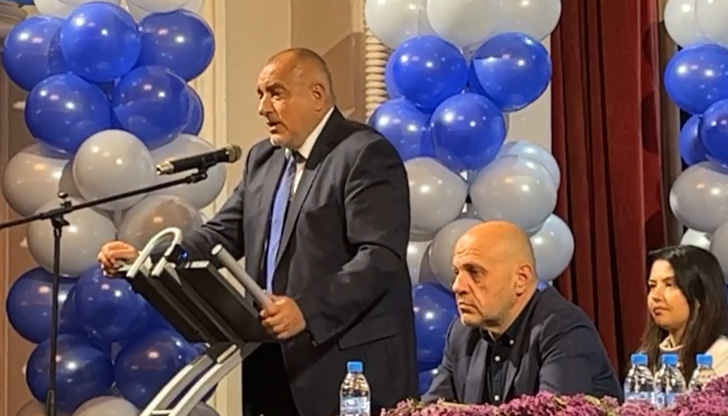 "Кирил Петков заяви, че цената на природния газ ще бъде