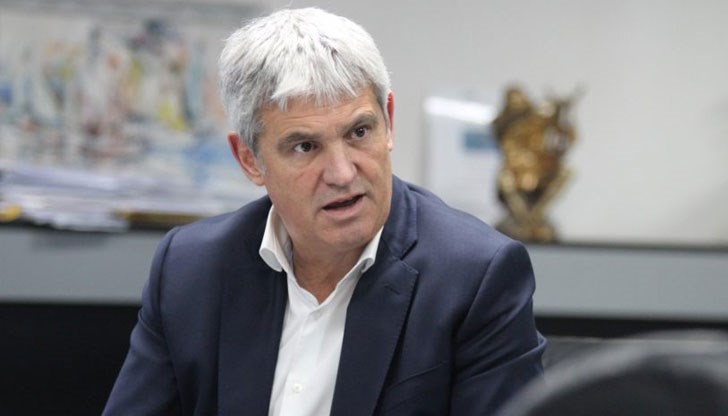 Президентът на КНСБ Пламен Димитров предупреждава на 1 май, че