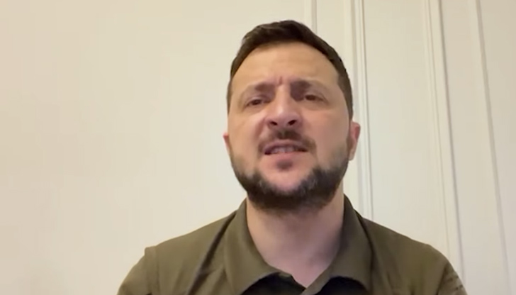 Руските военни до момента се опитват да покажат поне някаква