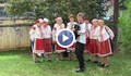 Пенсионери пяха и спортуваха в центъра на Русе