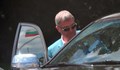 Пламен Бобоков и Христо Иванов се срещнаха в джип пред парламента