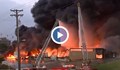 Огромен пожар избухна в химически завод в Небраска