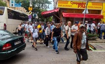 Автобуси със "спонтанно" протестиращи задръстиха София