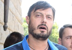 Отделно Бареков ще трябва да плати 4200 лева разноски по