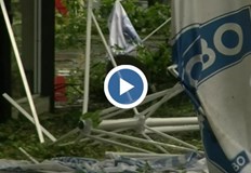 Рано тази сутрин мощна буря премина през Русе Силни ветрове