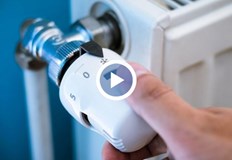 Покачването на цената тока за клиентите на Енерго Про ще е