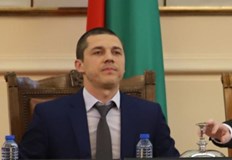 Постове и пари не сме предлагали това не е в