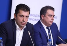 Според информационната агенция това изправя страната пред нови рисковеМинистрите на