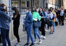 Разказът Талисманът на Красимир Бачков е писан специално за банката