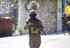 Престъпна банда в Хаити отвлече два автобуса с 36 те им