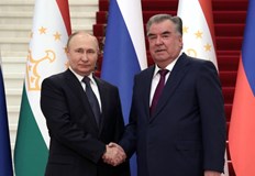 Утре Путин пътува за ТуркменистанРусия възнамерява да подобри отношенията си