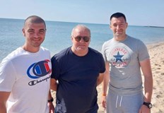 Това се случва два дни преди спасителния сезонПолицай от Върбица