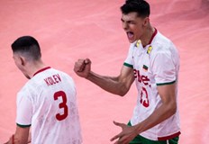 Убедително 3 0 в Арена Армеец и много настроение в играта