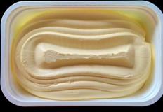 Маргаринът е заместител на маслото на базата на растително масло който често се