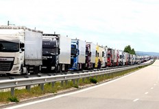 Пътната агенция предлага в пиковите часове през лятото да бъдат