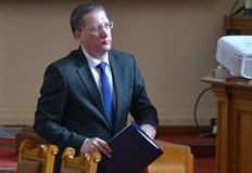 Това коментира от трибуната на Народното събрание Милен Матеев от