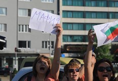 Искат да продължат да крадат Борисов Бързаш да се радвашЗа първи