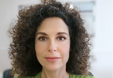 Никой не знае дали на борда не возят зарин или кокаин