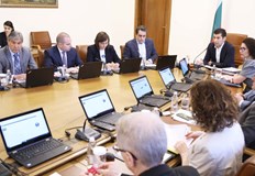Извънредно заседание на парламентарната група и министрите от квотата на