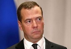 Бившият руски президент Дмитрий Медведев постави под въпрос по нататъшното съществуване