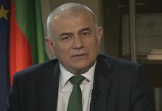 При натрупани кризи и последствия от тях БСП не намира