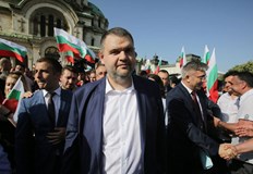 Това което ме усмихва е това което виждам навън на