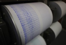 Земетресение с магнитуд 5 6 по Рихтер е измерено на Северния