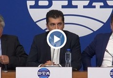 Това е по добре от правителство на което му се извиват