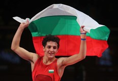 Едмонд Назарян ЦСКА спечели безапелационно европейската титла за младежи на първенството в