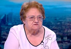 Мерки като маски дистанция и дезинфекция ще се върнат към