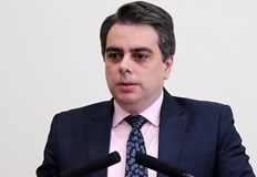 Вицепремиерът по еврофондовете и министър на финансите Асен Василев ще