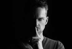 Само 5 зодии умеят да пазят тайни Овен Телец Близнаци Рак