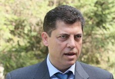 България е виртуален член на еврозоната и вече консумира негативите