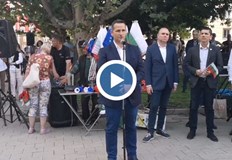 Едната вече започна пред ПрезидентствотоПротести за и срещу кабинета в