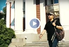 Писателят Иво Иванов разказва как изглежда кривата на българското щастиеВ