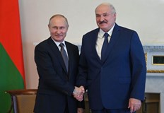 Президентите на Русия и на Беларус Владимир Путин и Александър