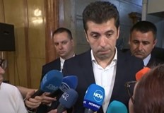 Има закони които трябва да се приемат до края на