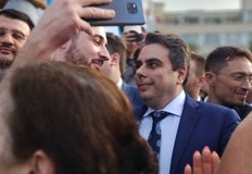 С вашата помощ ще си вземем държавата от Пеевски Борисов