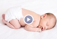 Момиченцето се изхлузило през решеткитеЕдногодишно дете оцеля по чудо в