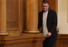 Депутатът публикува равносметката за свършенотo през изминалите шест месеца в