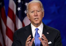 Действията на Путин са ужасяващи но не целим да го