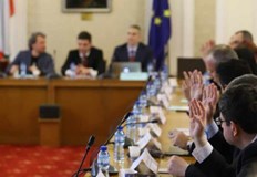 Бюджетната комисия на Народното събрание прие на първо четене промените