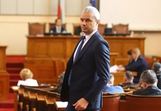 Според него министър председателят е опасен за българската национална сигурност Очевидно е