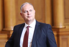Идеята на Кирил Петков да открадне 12 депутата от ИТН