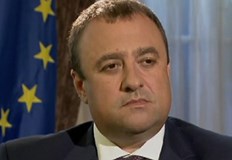 Докато настоящата управляваща коалиция е на власт няма да се